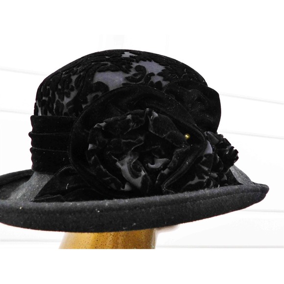 Toucan‎ Vintage Black Cut Velvet Bow Accent Hat - Picture 3 of 5